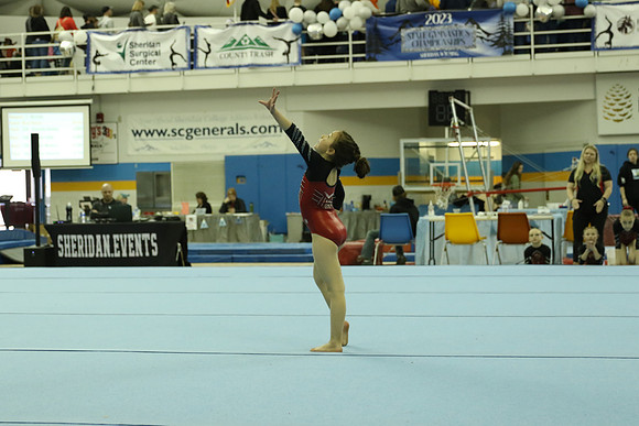 AT9A9252