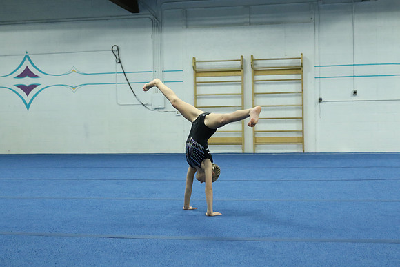 AT9A2942