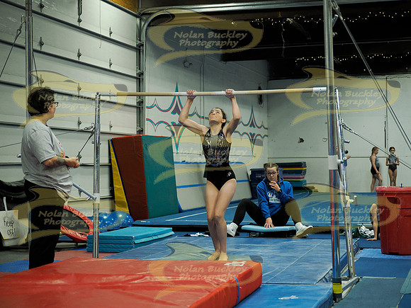 _4121962