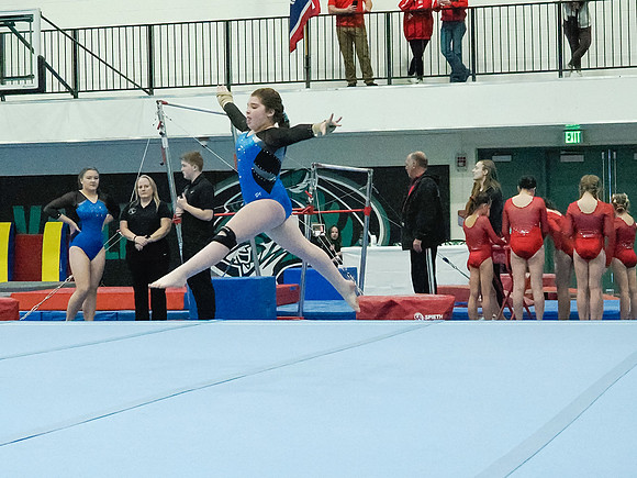 _3221093