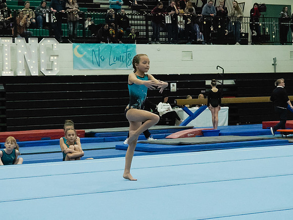 _3221843